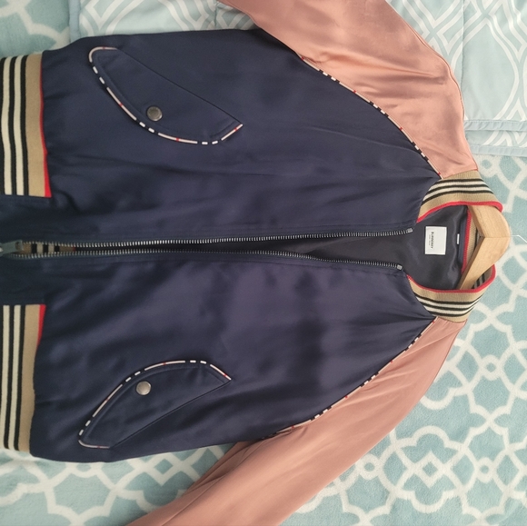 Jacket - Picture 3 of 4